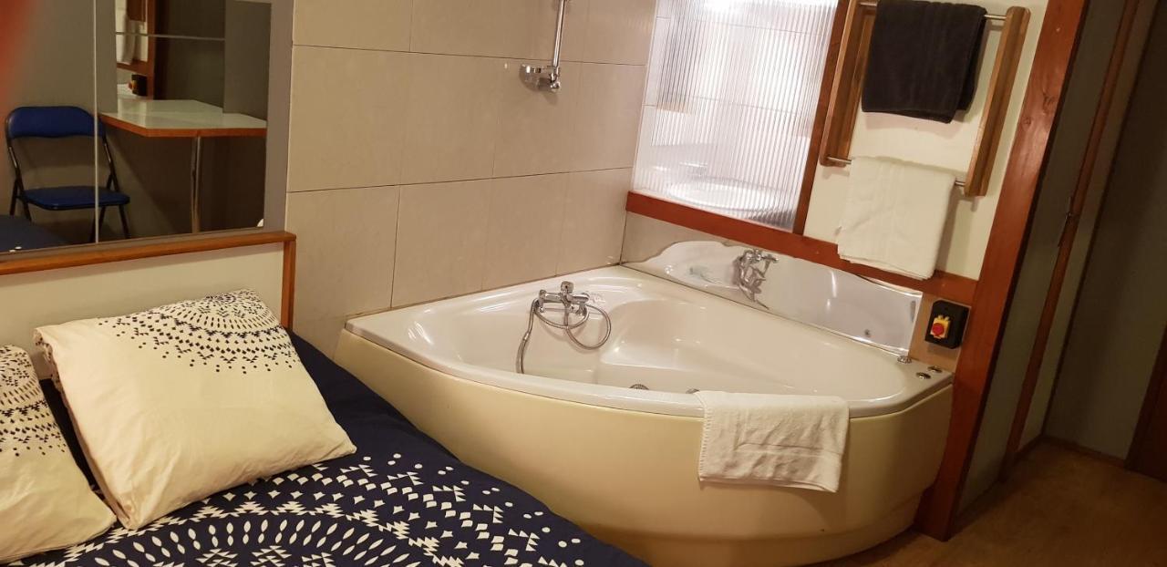 Hotel Eco Logis Espace Bellevue Semeac